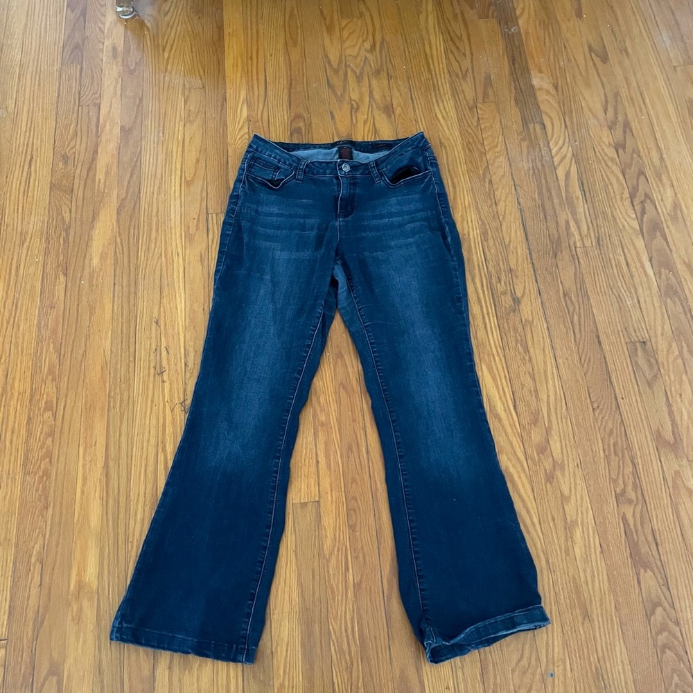 Earl Jeans. Stretchy Flare size 12
